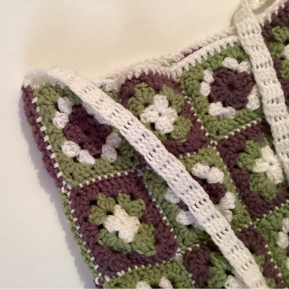 Handmade Green & Purple Floral Square Crochet Bag - Picture 2 of 4